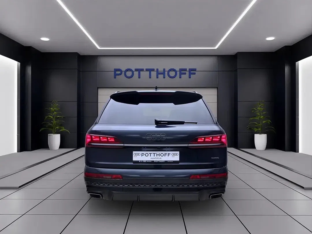 Audi Q7 - Thumbnail 4