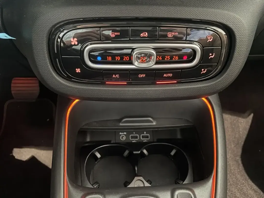 smart forTwo - Thumbnail 14