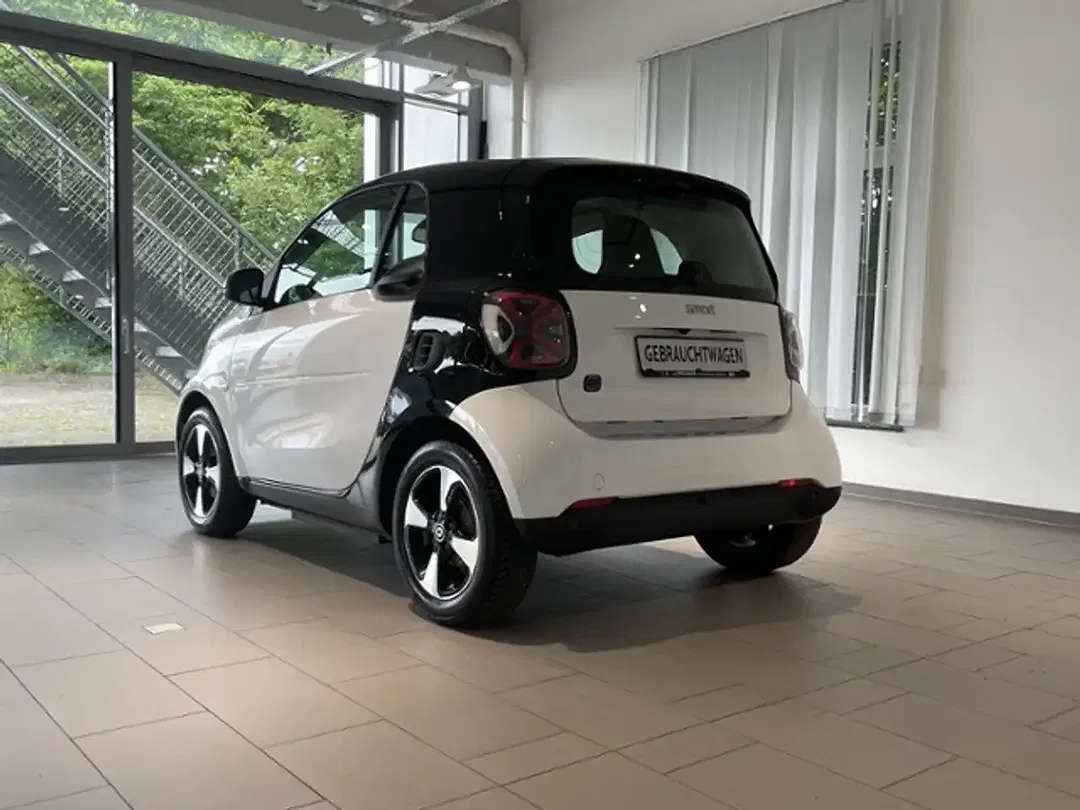 smart forTwo - Thumbnail 4
