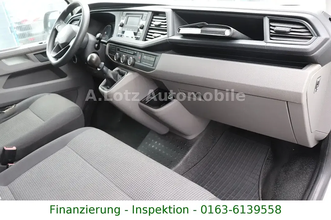 Volkswagen Transporter - Thumbnail 10