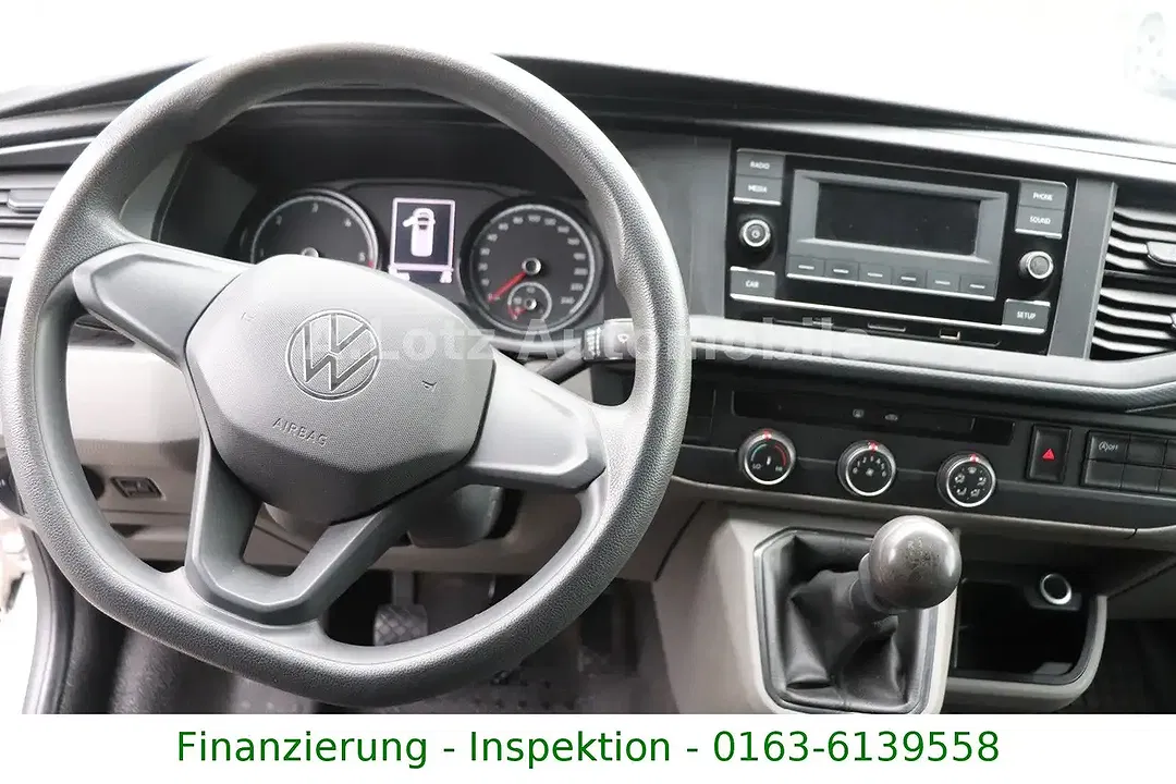 Volkswagen Transporter - Thumbnail 11