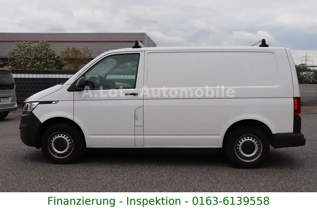 Volkswagen Transporter - Thumbnail 2