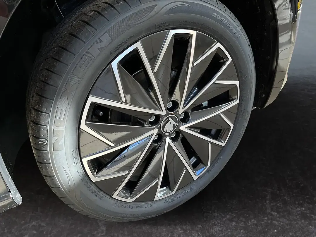 Skoda Scala - Thumbnail 13