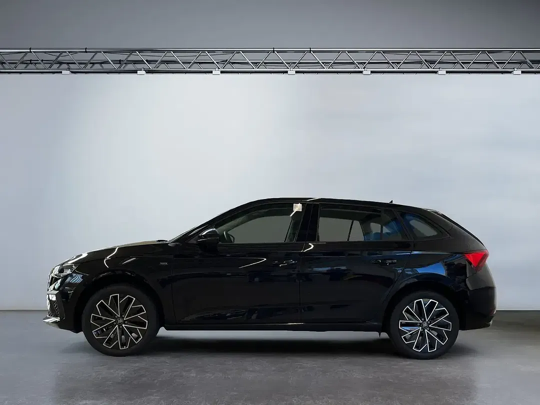 Skoda Scala - Thumbnail 2