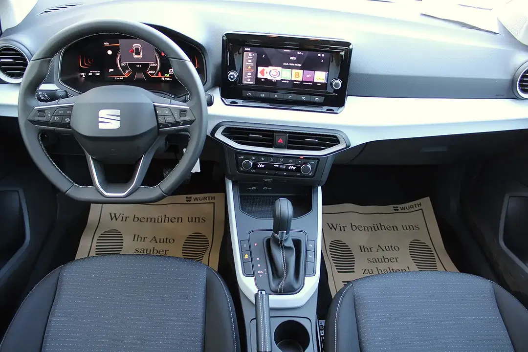 SEAT Arona - Thumbnail 13