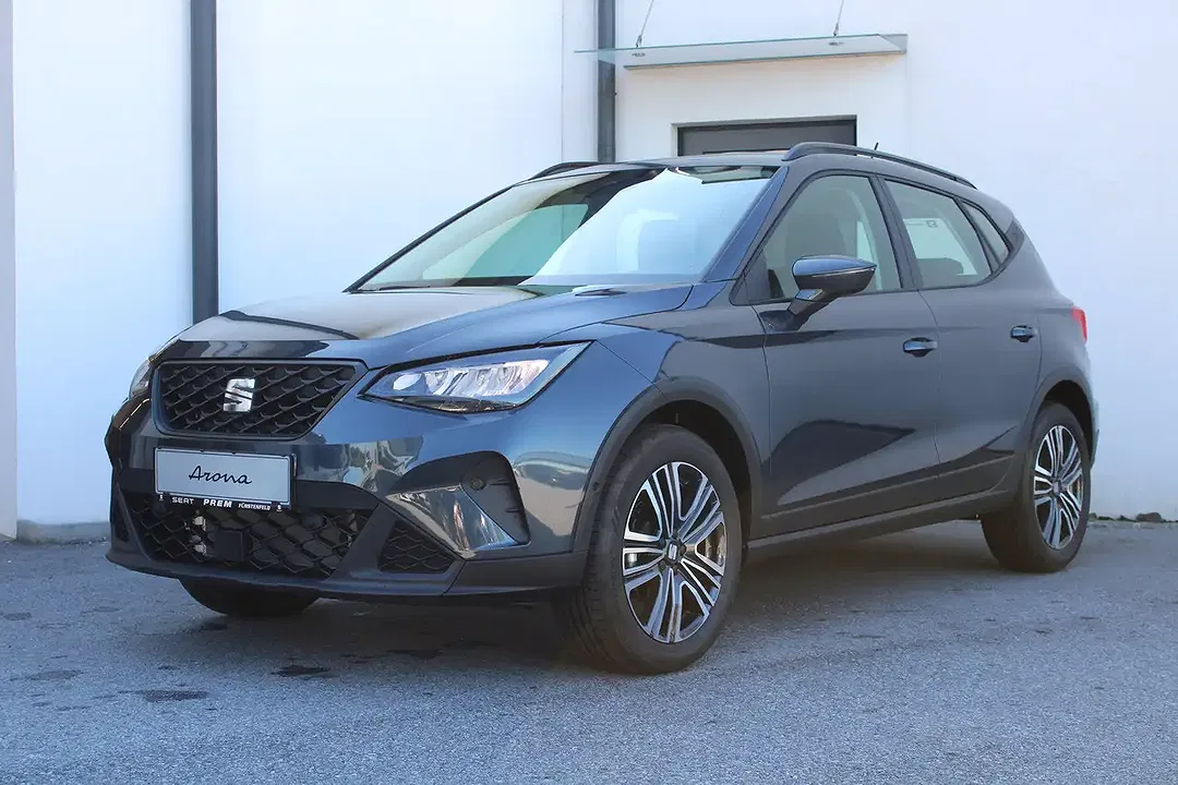 SEAT Arona - Thumbnail 2