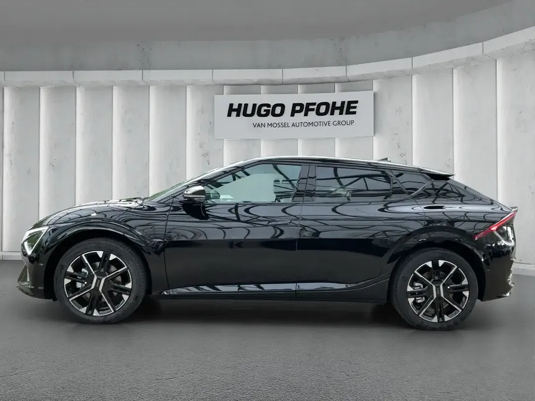 Kia EV6 - Thumbnail 2