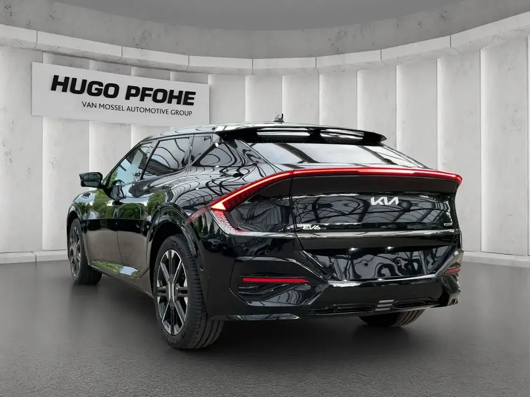 Kia EV6 - Thumbnail 4