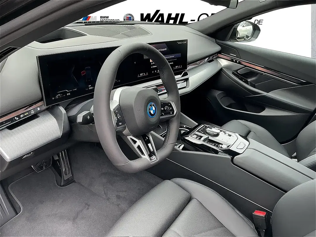 BMW 530 - Thumbnail 11