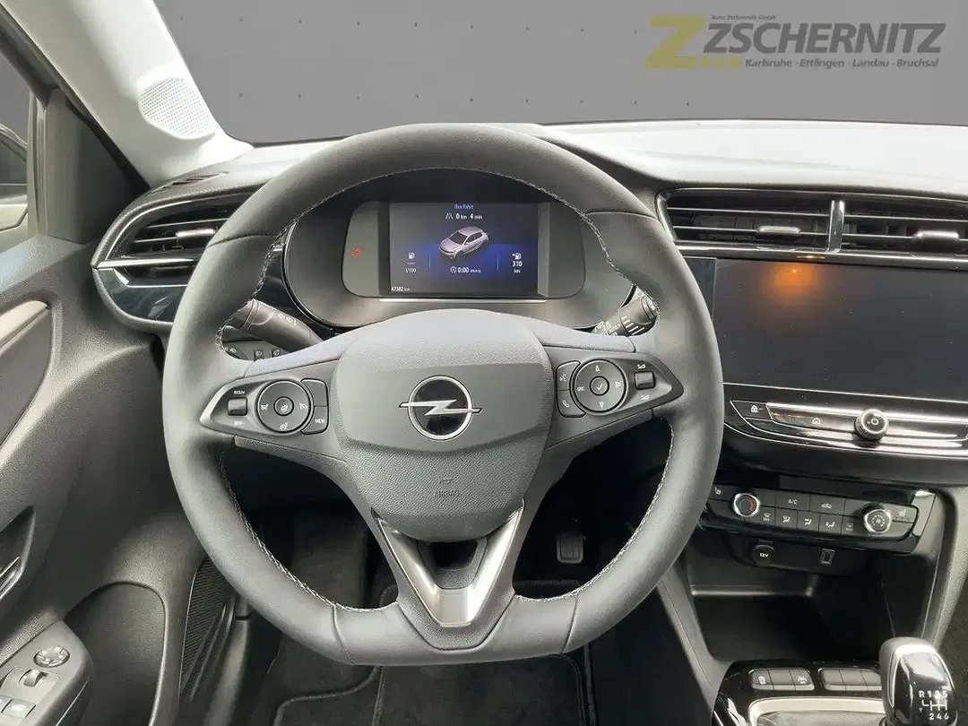 Opel Corsa - Thumbnail 10