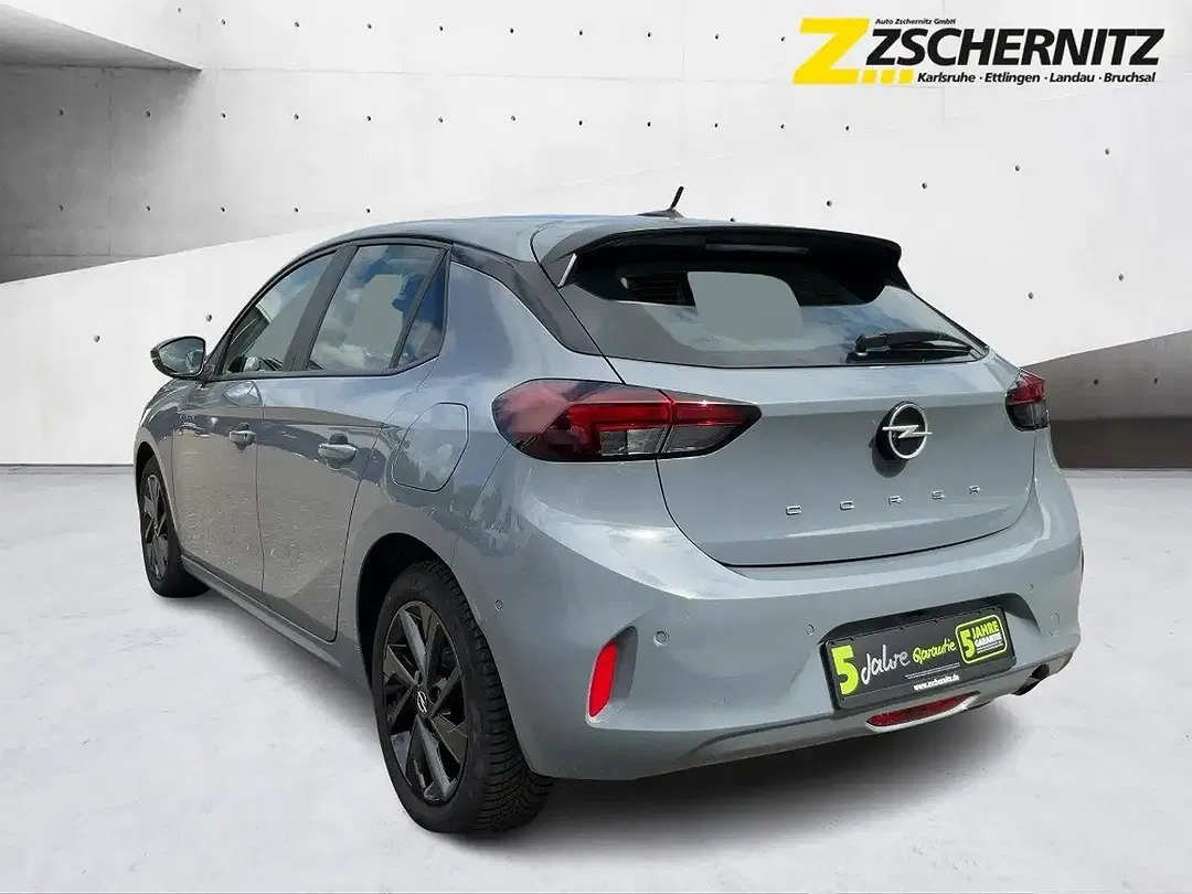 Opel Corsa - Thumbnail 2