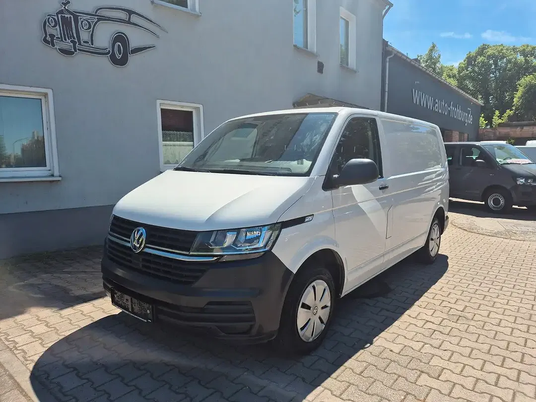 Volkswagen Transporter - Thumbnail 2