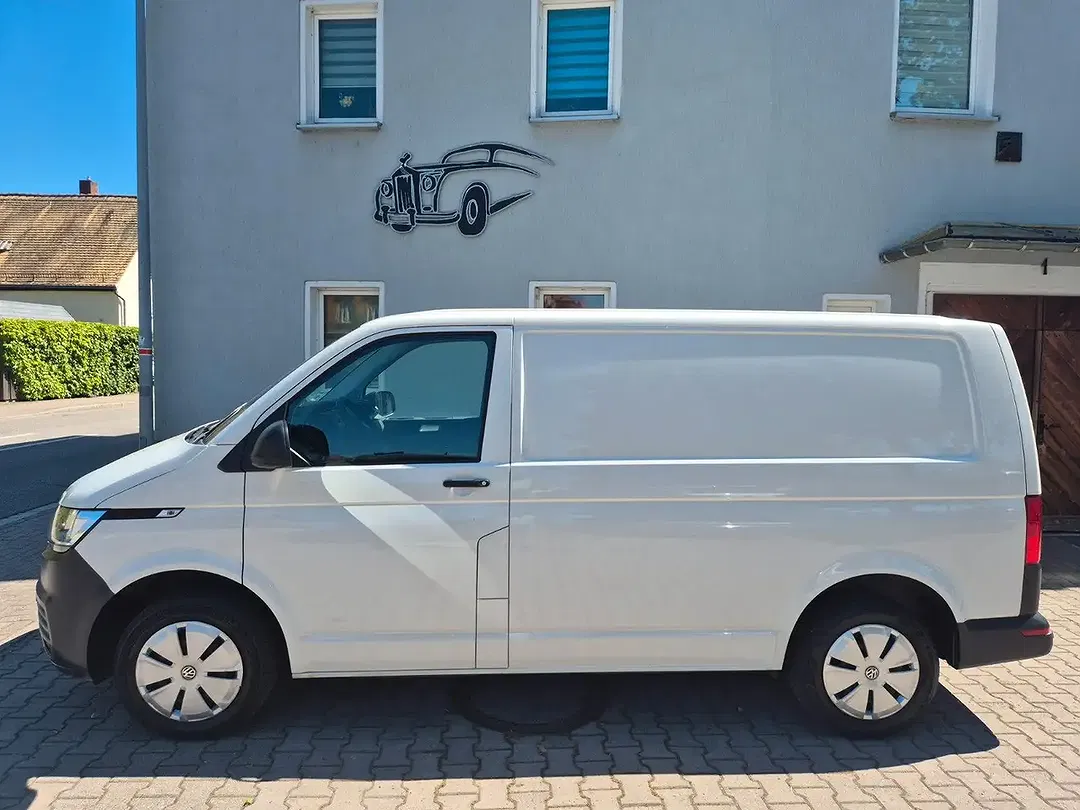 Volkswagen Transporter - Thumbnail 4