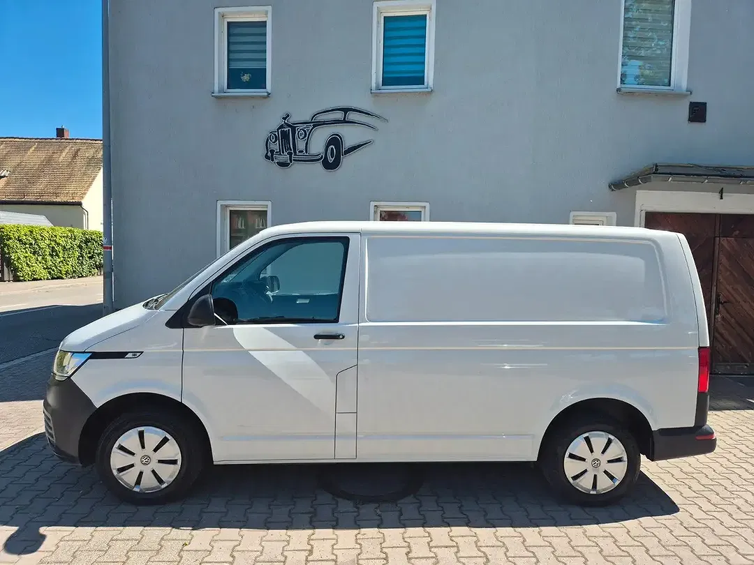 Volkswagen Transporter - Thumbnail 5