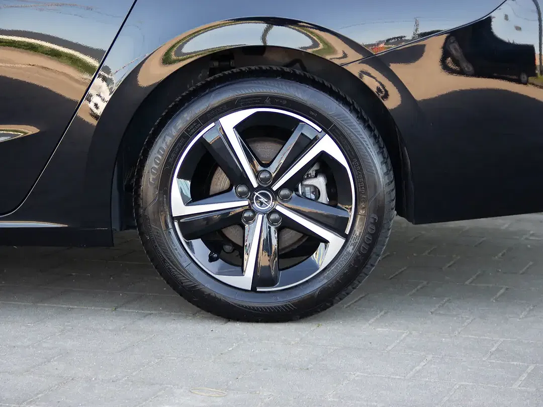 Opel Astra - Thumbnail 5