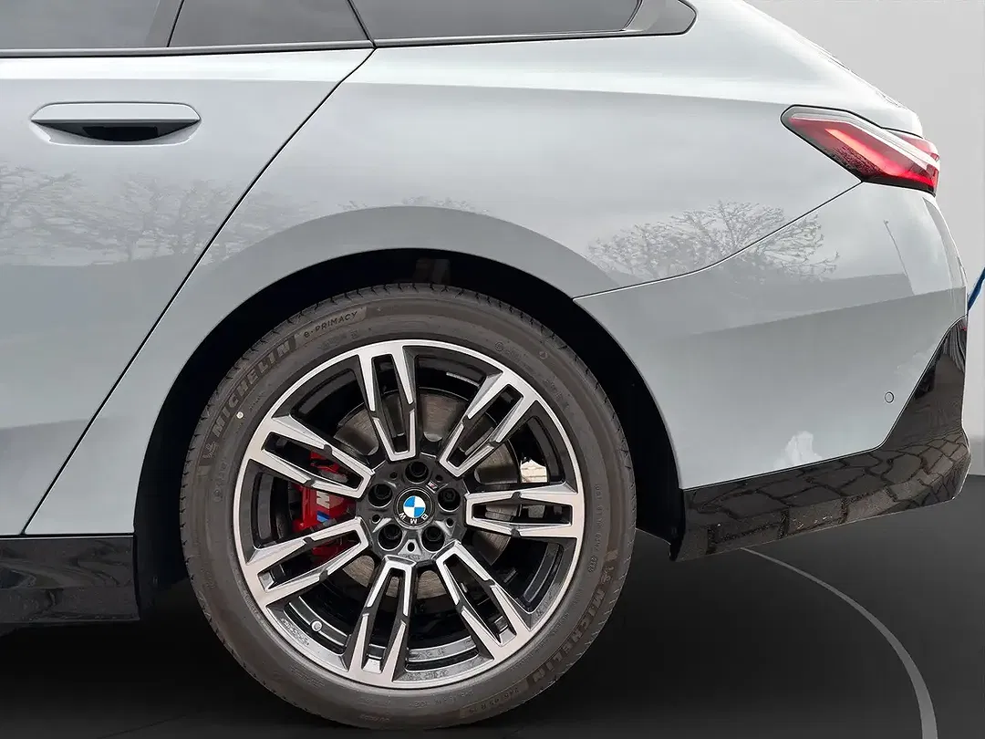 BMW 520 - Thumbnail 10