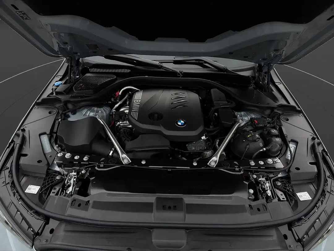 BMW 520 - Thumbnail 13