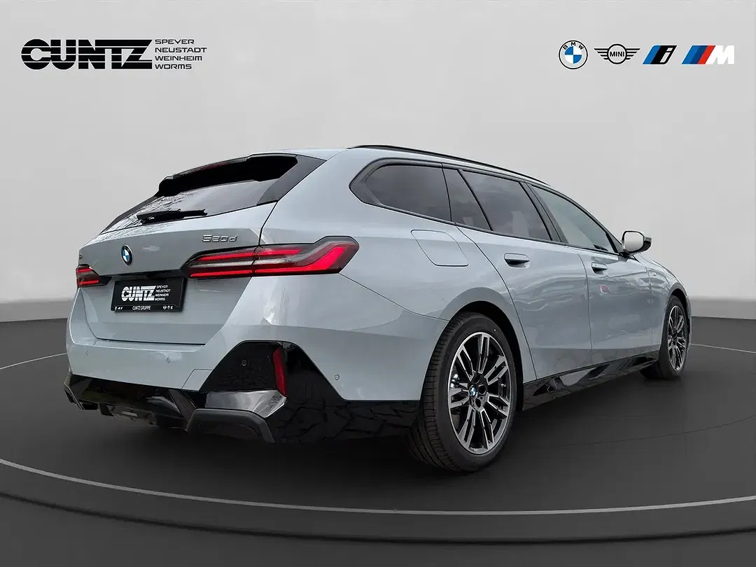 BMW 520 - Thumbnail 5