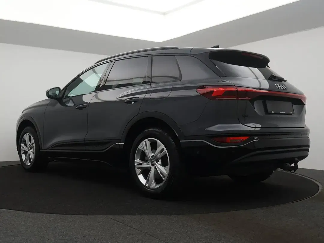 Audi Q6 e-tron - Thumbnail 5