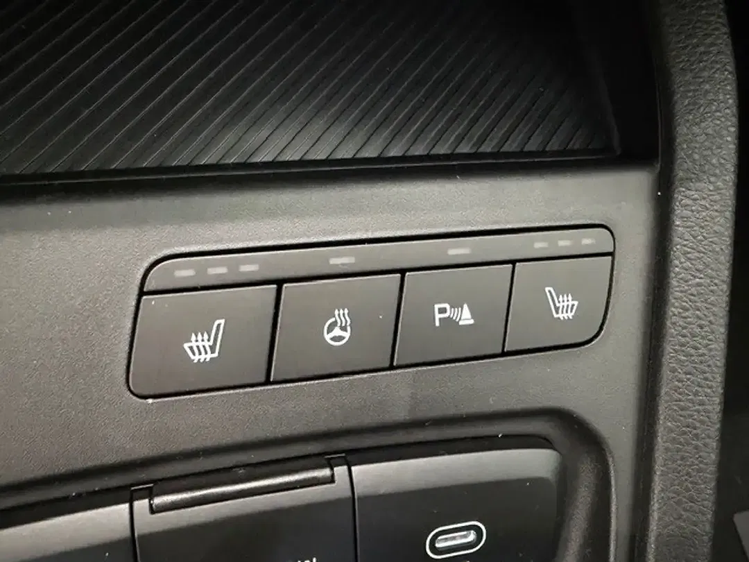 Kia Stonic - Thumbnail 14