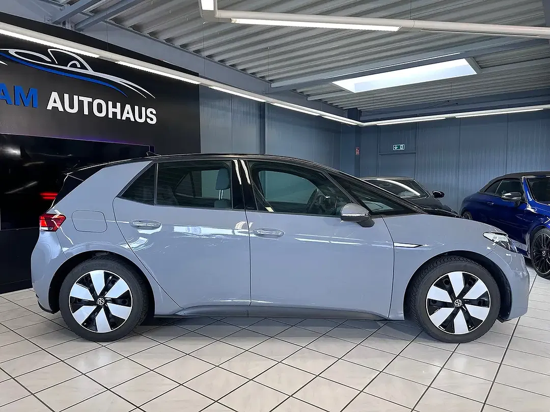Volkswagen ID.3 - Thumbnail 6