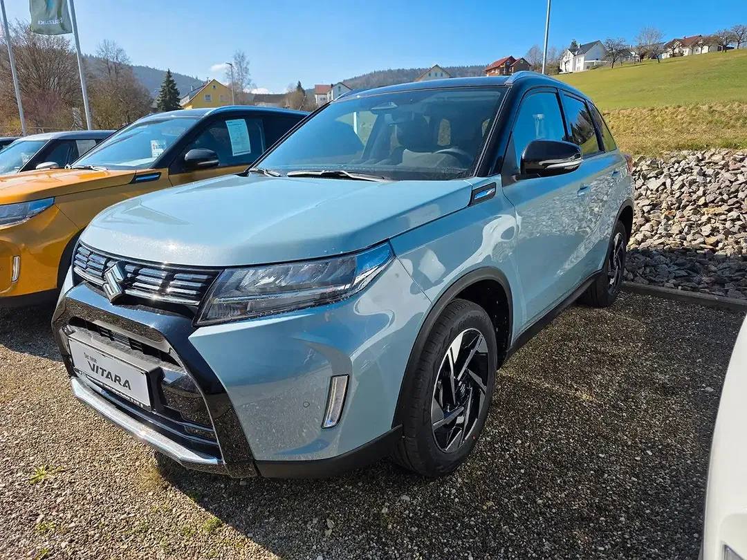 Suzuki Vitara - Thumbnail 1