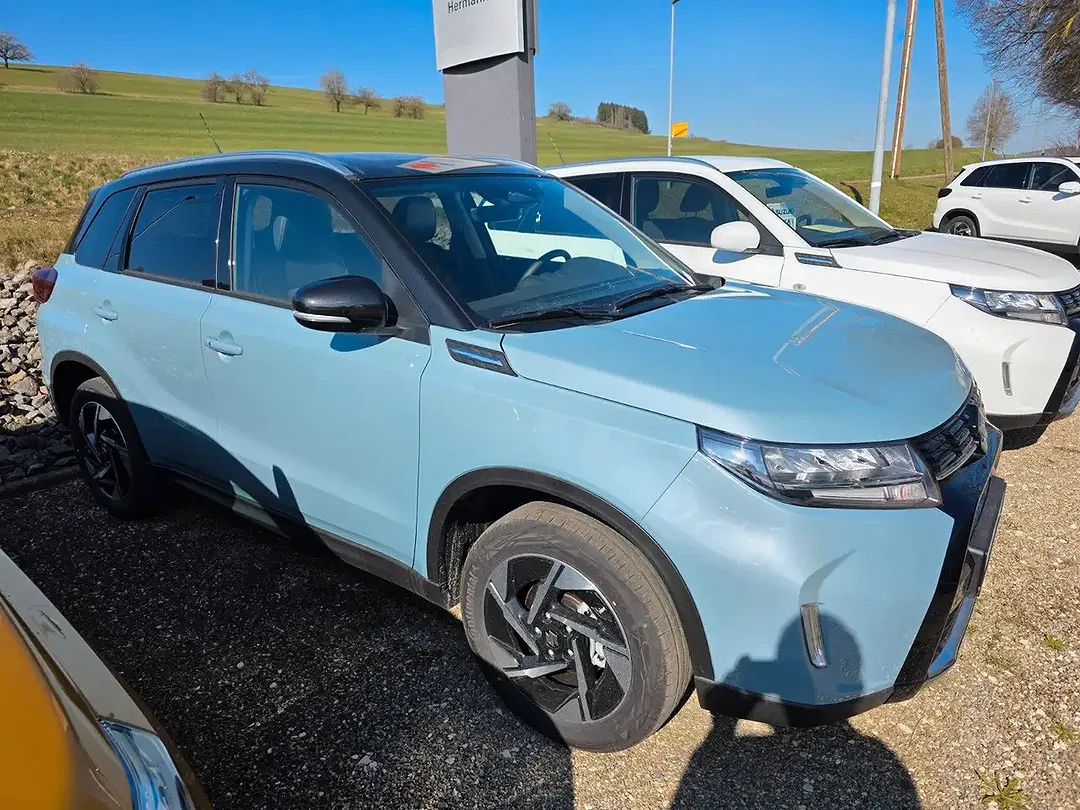 Suzuki Vitara - Thumbnail 3