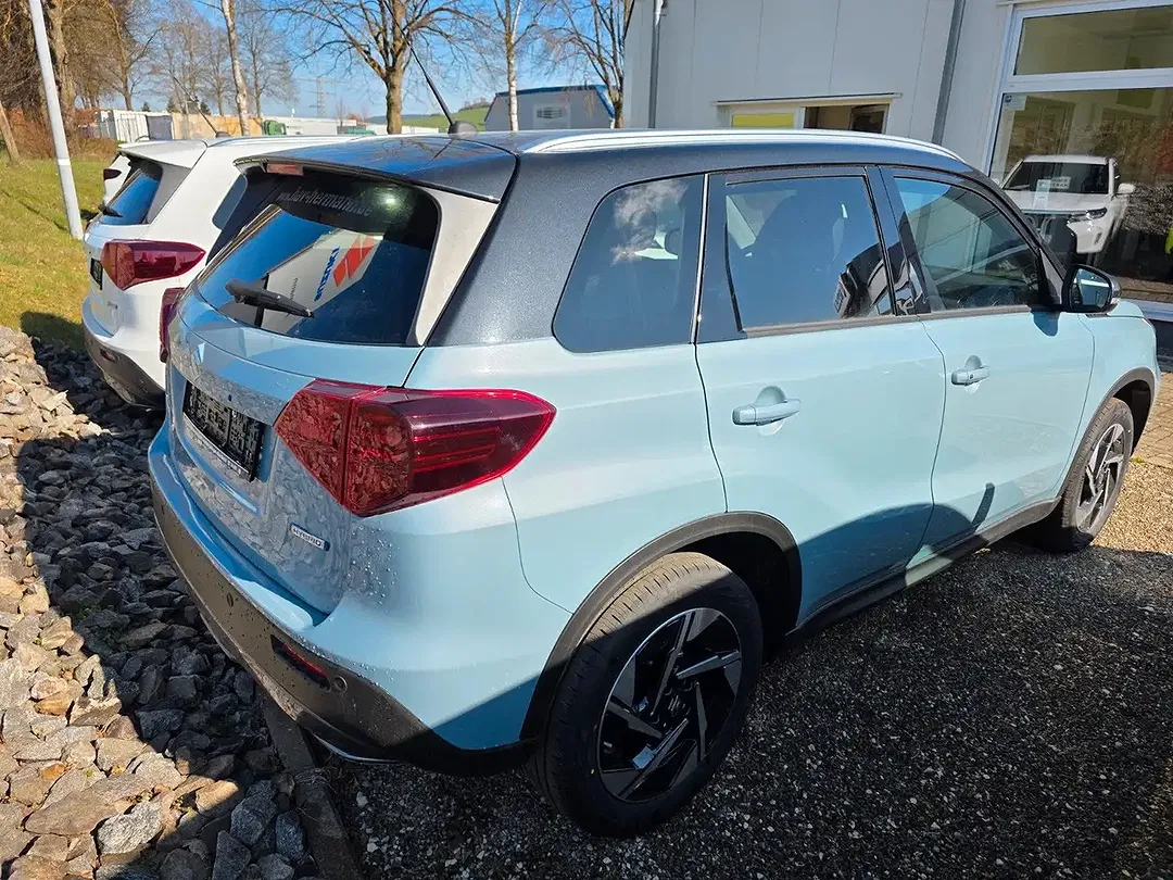 Suzuki Vitara - Thumbnail 4
