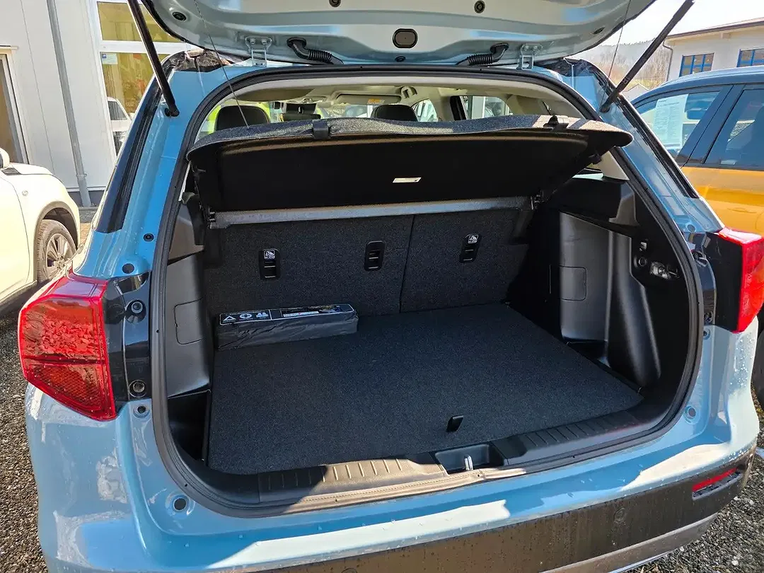 Suzuki Vitara - Thumbnail 6