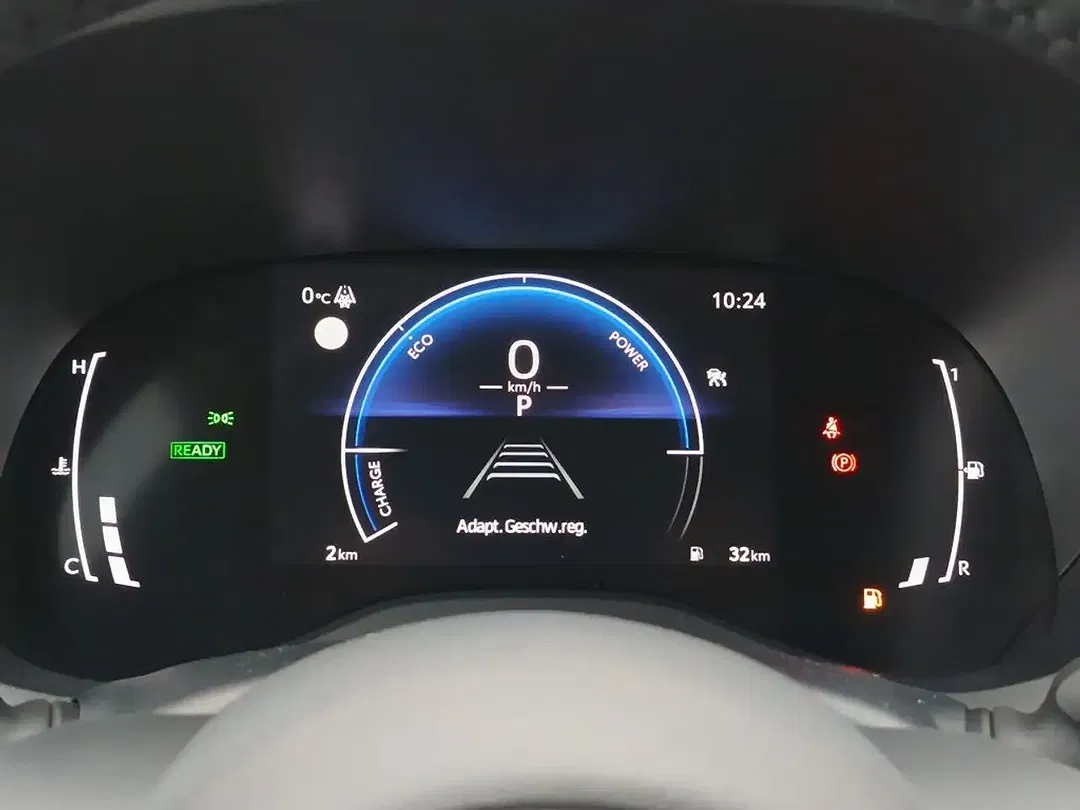 Toyota Yaris - Thumbnail 12