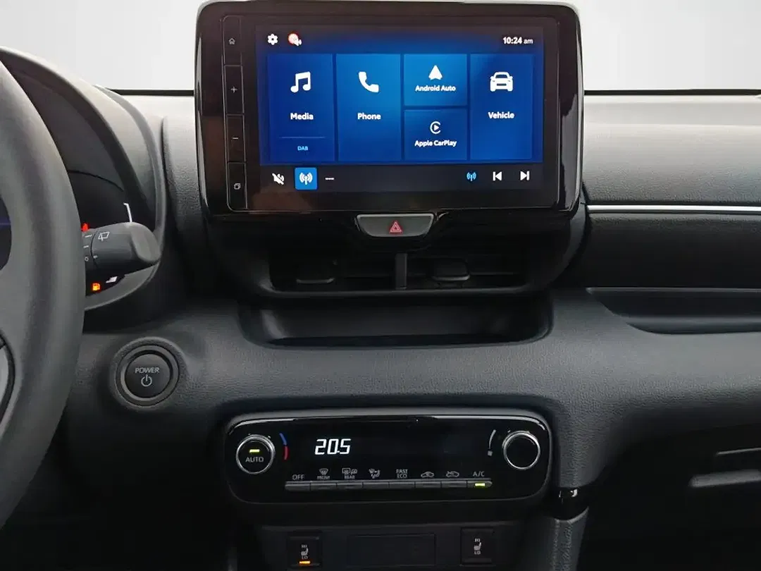 Toyota Yaris - Thumbnail 13