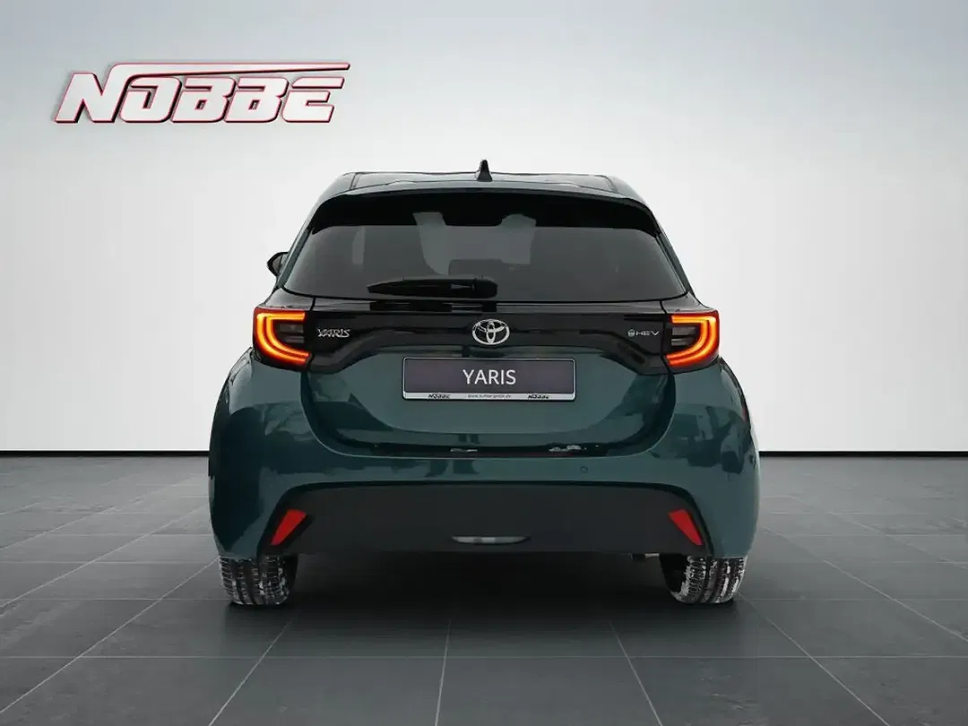 Toyota Yaris - Thumbnail 4