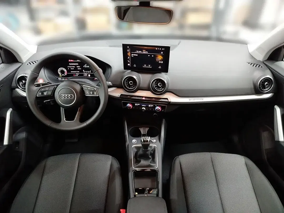 Audi Q2 - Thumbnail 11