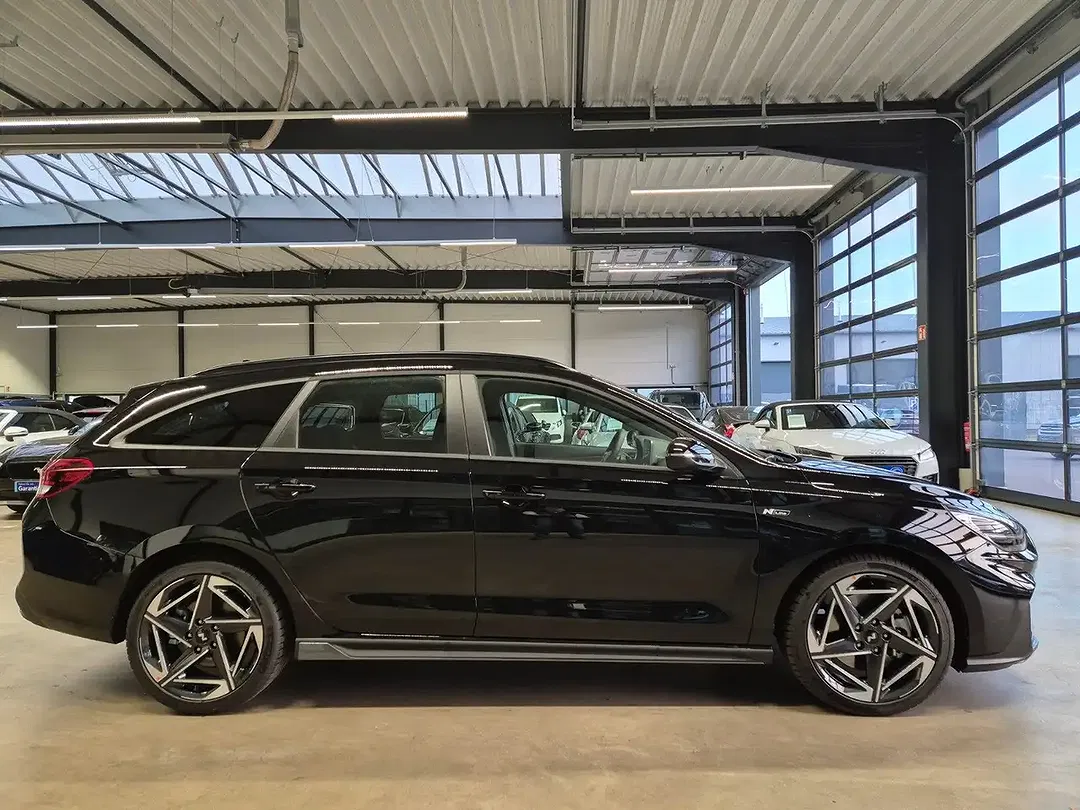 Hyundai i30 - Thumbnail 4