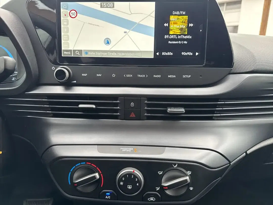 Hyundai i20 - Thumbnail 13