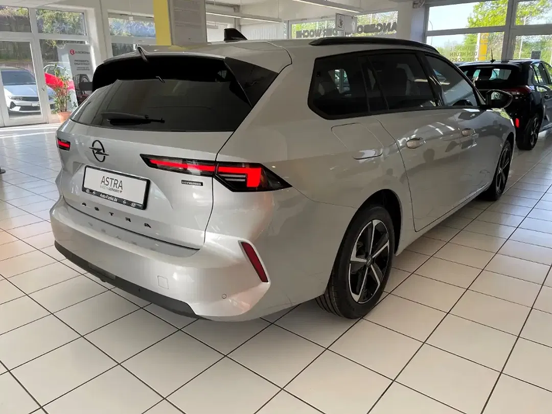 Opel Astra - Thumbnail 4