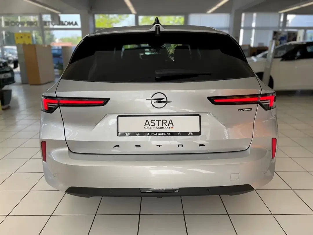 Opel Astra - Thumbnail 5