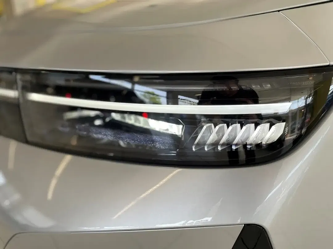 Opel Astra - Thumbnail 8