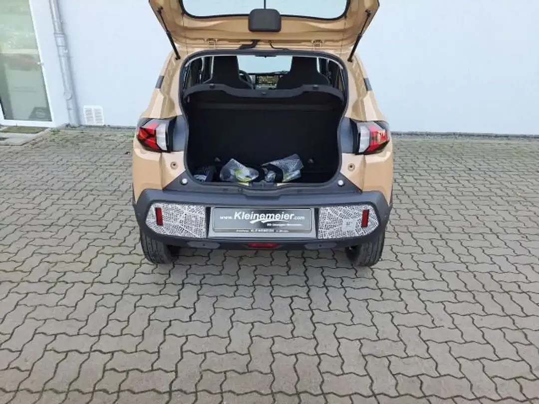 Dacia Spring - Thumbnail 8