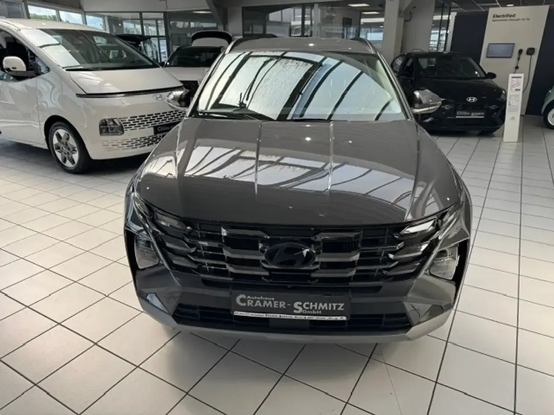 Hyundai TUCSON - Thumbnail 3