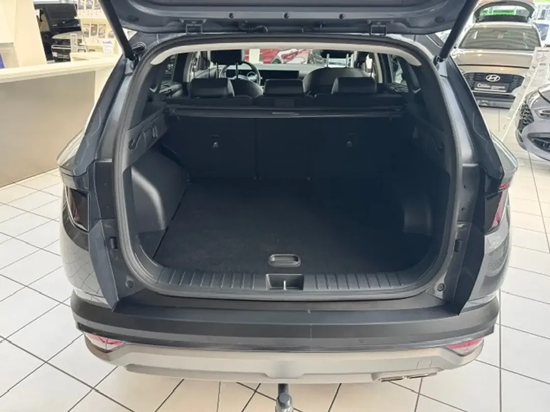 Hyundai TUCSON - Thumbnail 8