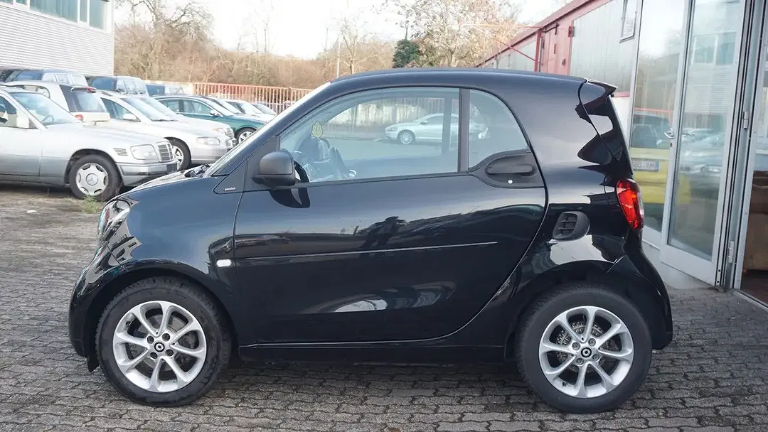 smart forTwo - Thumbnail 2