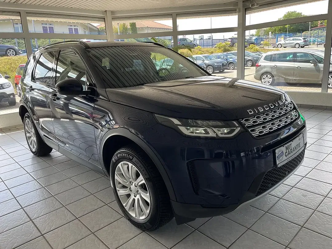 Land Rover Discovery - Thumbnail 3