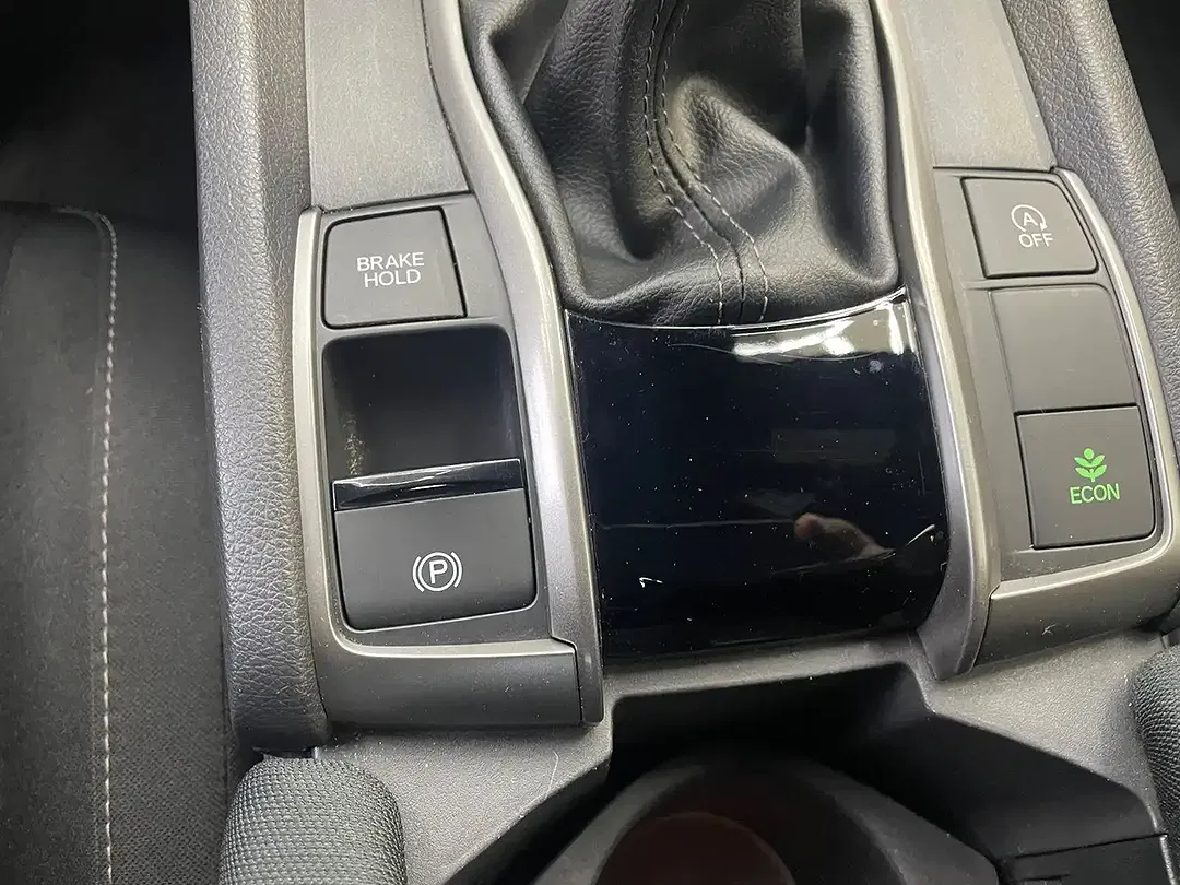Honda Civic - Thumbnail 9