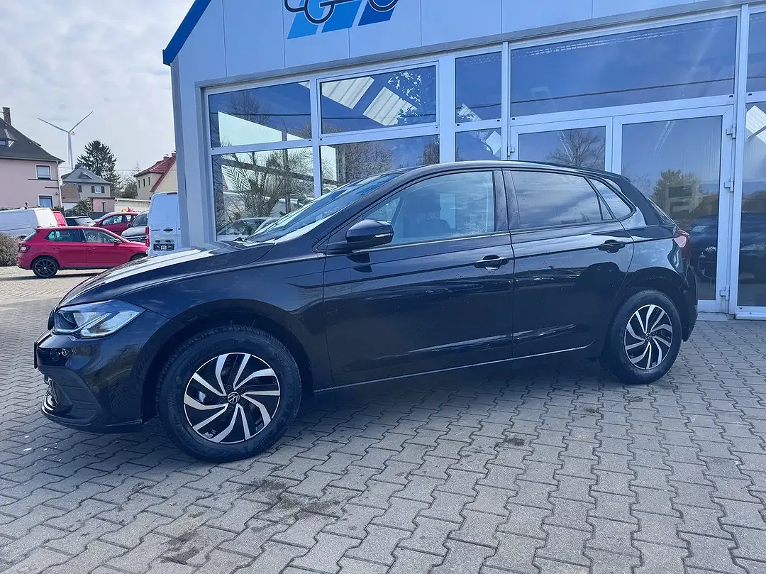 Volkswagen Polo - Thumbnail 2