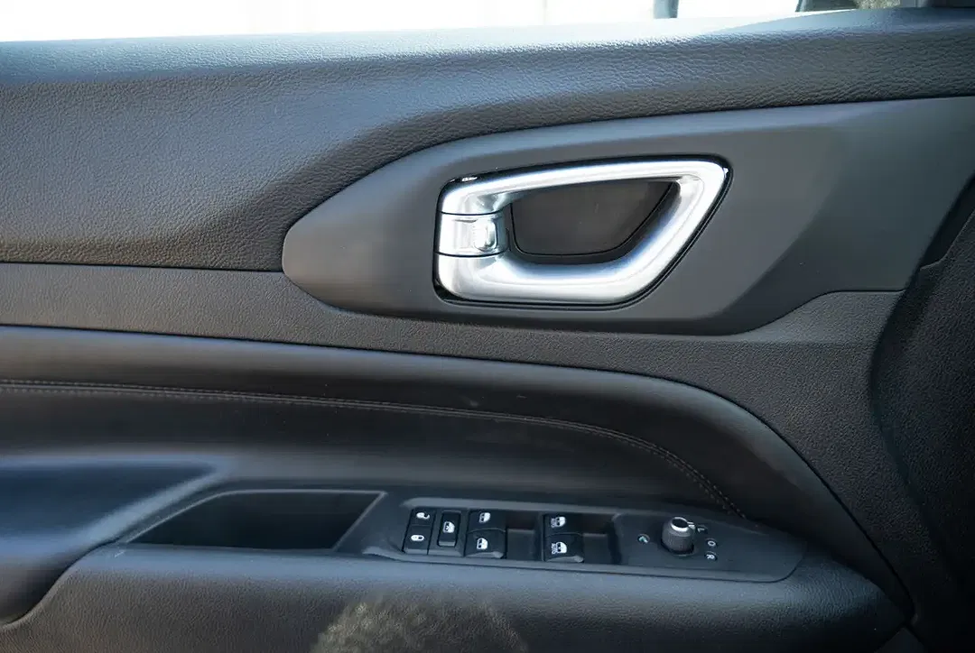 Jeep Compass - Thumbnail 13