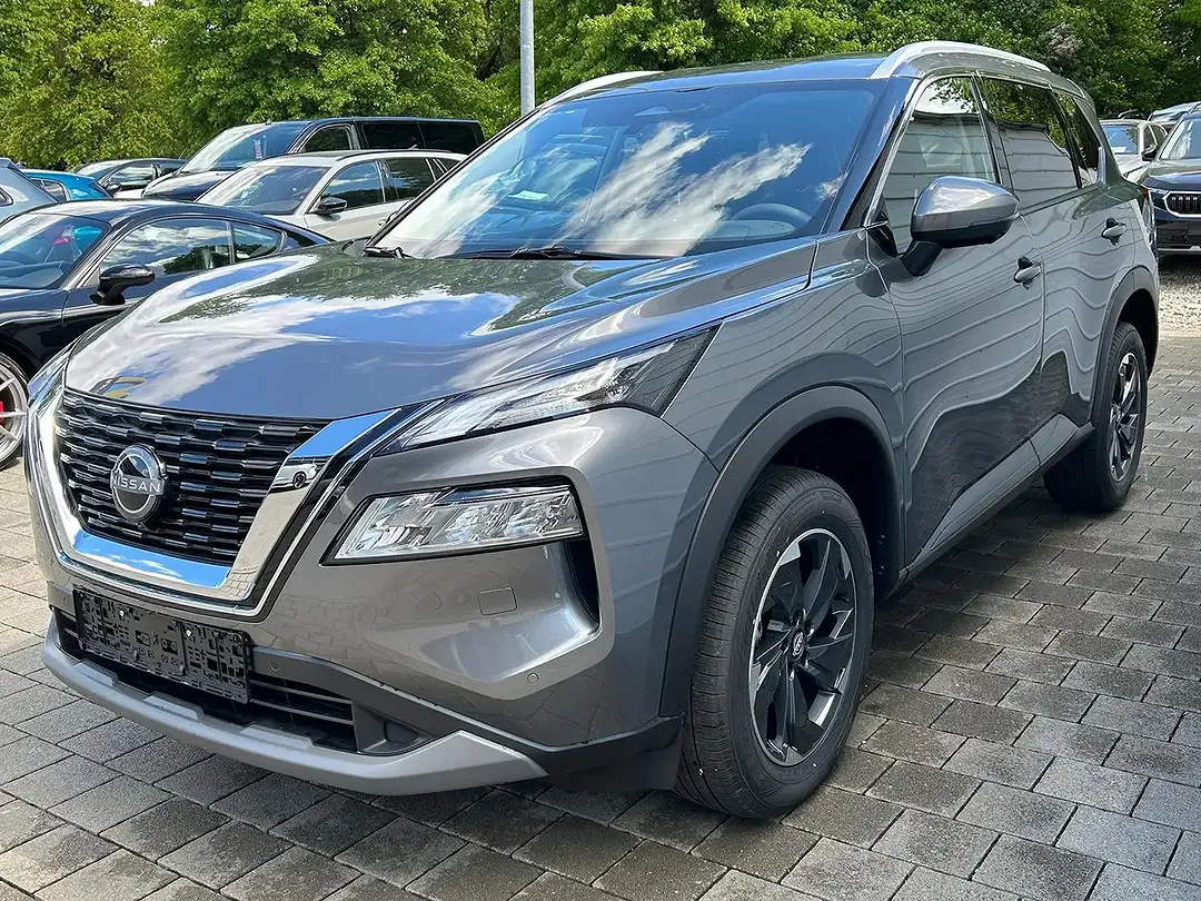 Nissan X-Trail - Thumbnail 3