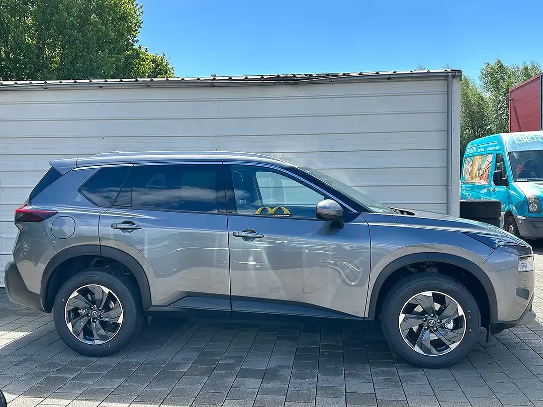 Nissan X-Trail - Thumbnail 4