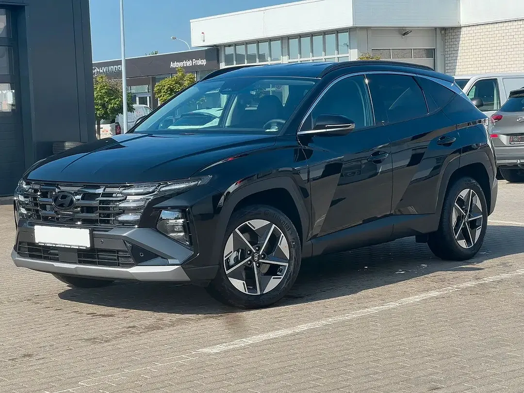 Hyundai TUCSON - Thumbnail 1