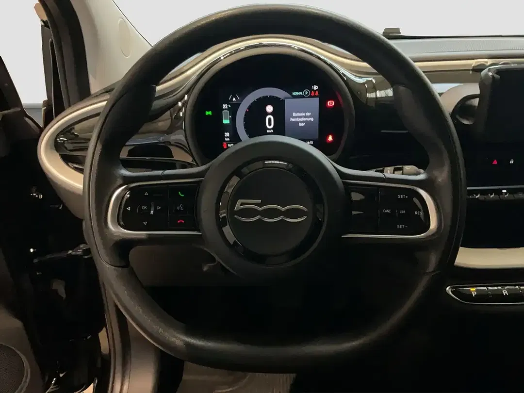 Fiat 500e - Thumbnail 10